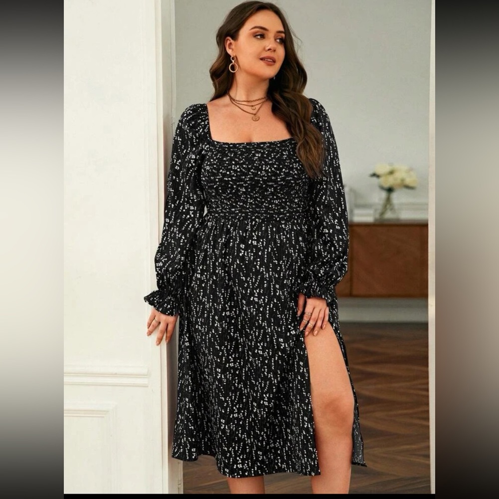 SHEIN Frenchy Plus Allover Print Flounce Sleeve Split Thigh Dress
